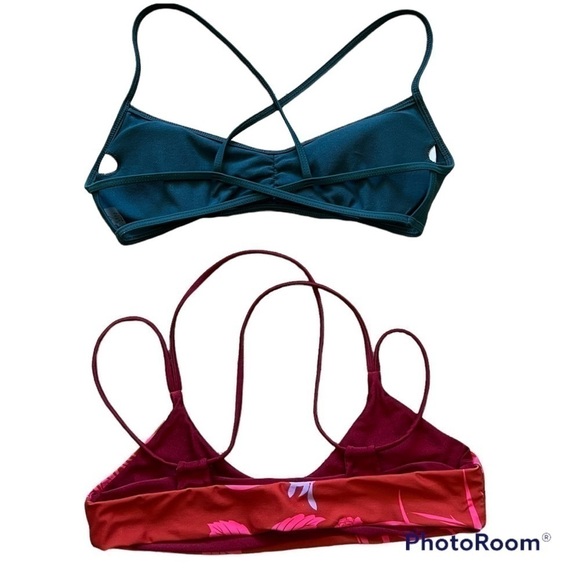 Two bikini tops, cross cross back straps, can also be worn as sports bras, M. - Picture 2 of 10